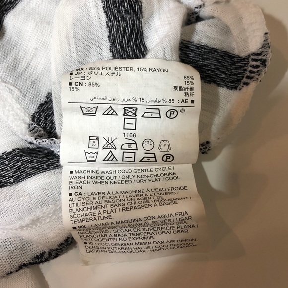 Old Navy striped tank top - Picture 6 of 7